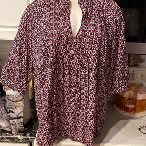 a womens Fashion Bug 3/4 sleeve pullover plus size blouse 2X.  EUC